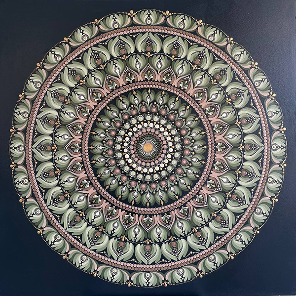 Anna Bezborodova, Golden Meadow Harmony Mandala, 80 x 80 cm, Ακρυλικά σε ξύλινη βάση Image